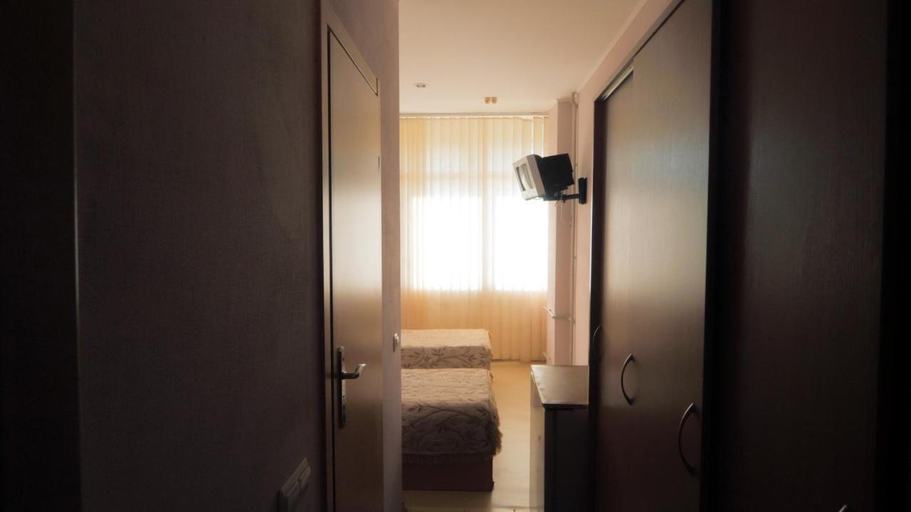 Pectoral On Khortytsia Hotel Zaporizhia Kültér fotó